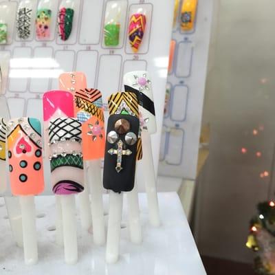 Love that cross and stud design. Maybe next time.