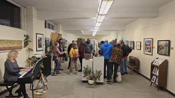 Mainstope Gallery
