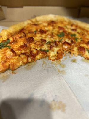 Butter chicken pizza
