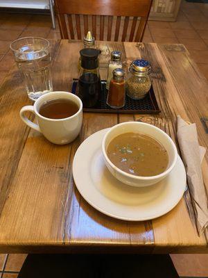 The name of this restaurant fits like a glove! As soon as you walk in..... instant peace & calming music that relaxes you. I Love Peace!