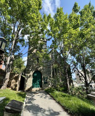 First Unitarian Church