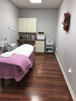 Facial Room