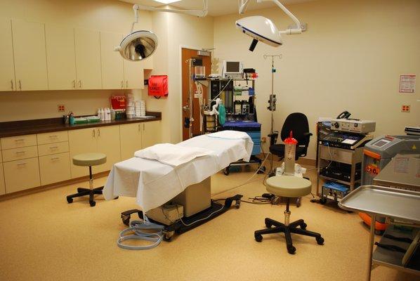 Reveal Plastic Surgery - Patient Room