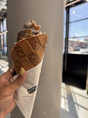 Vegan ice cream - the trail mix