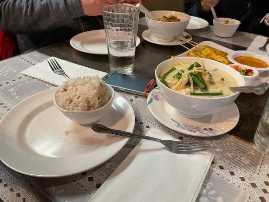 Phonthip Style Thai Restaurant