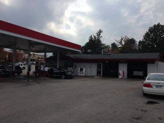 Riley's Repair & Refuel