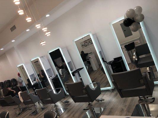 5 Diamonds Beauty Studio