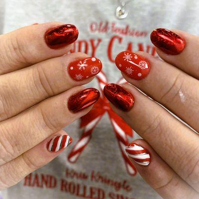 Builder gel Christmas nails.