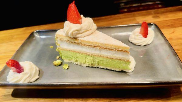 Pistachio cake
