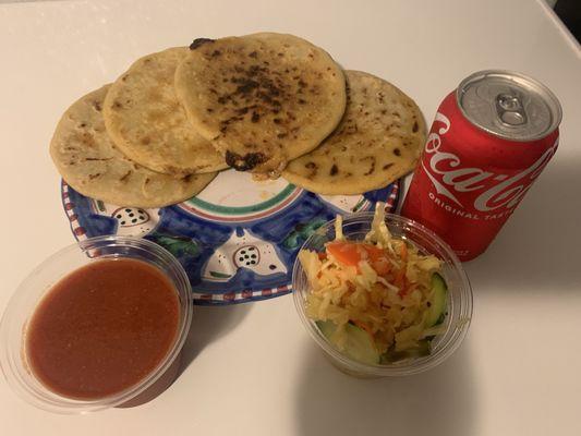 Pupusas Salvadorenas