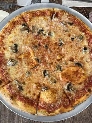 Great pizza last night! BYOB, customer next to us had the eggplant rolantini and she loved it (large portion)