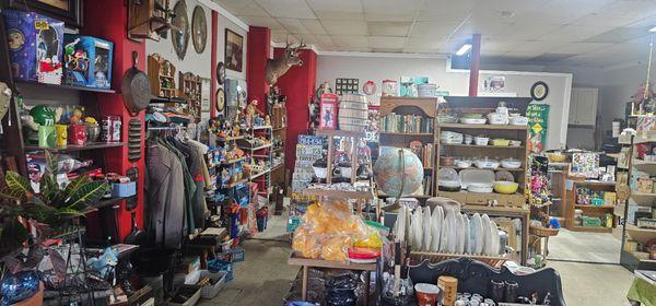 Back In Time  Collectables Plus Crafts