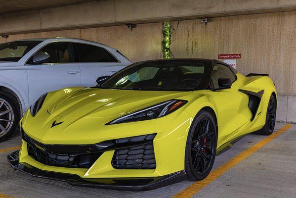 Carbon fiber front splitter