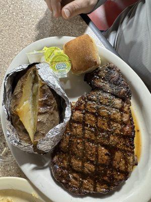 Live Oak Restaurant Sports Grill