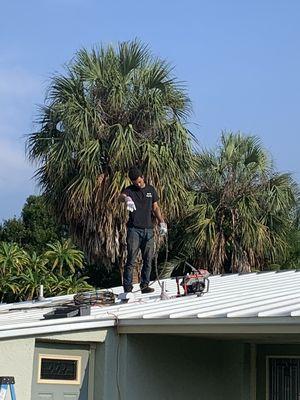 Xavier knocked out a main line stoppage from the roof in Fort Lauderdale -- no stoppage stands a chance against our team!