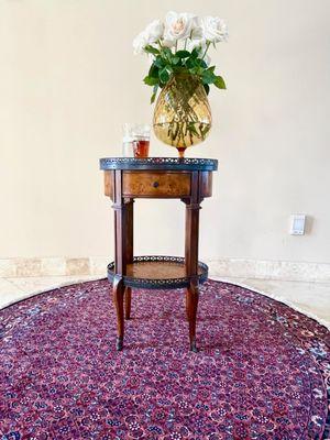 We have the most beautiful selection of round rugs.