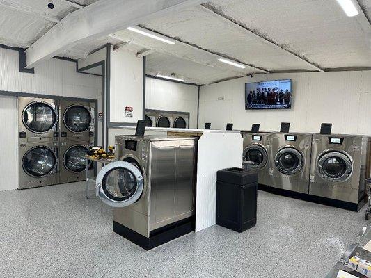 La Grange Laundromat & Washateria