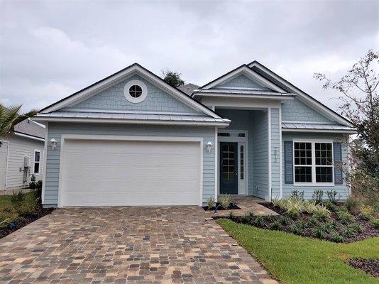 Helen Kelble - LivingJax