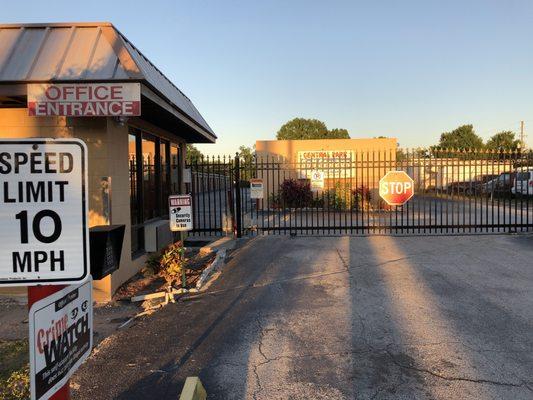 Central Park Self Storage