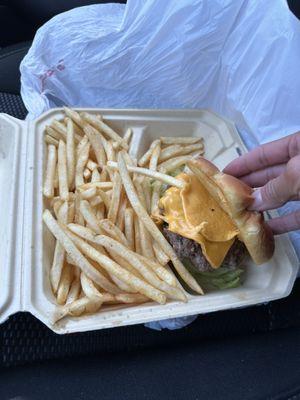 Dasha's Burgers & Wings