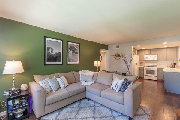 Beautiful Thousand Oaks listing! Happy sellers!