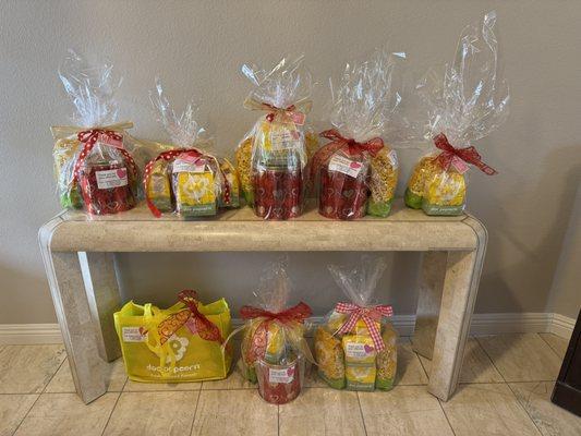 Jack's Popcorn Company - Doc Popcorn Mobile Popcart