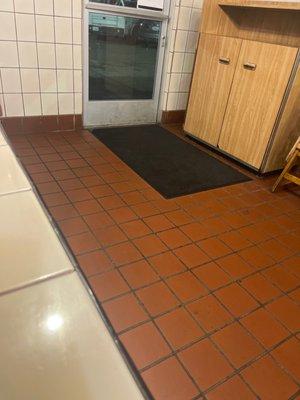 Nasty place! Unhealthy