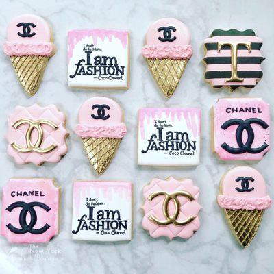 Decorated vanilla bean sugar cookies