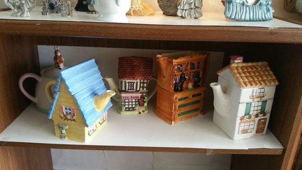 Iddle Bits of This & That Art Gallery