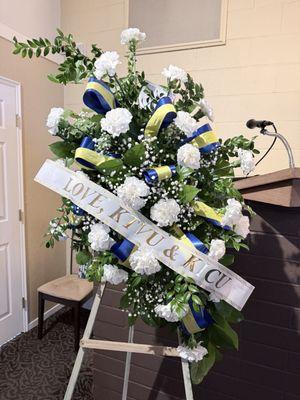 Carnation Dream arrangement in Golden State Warriors blue and yellow colors.