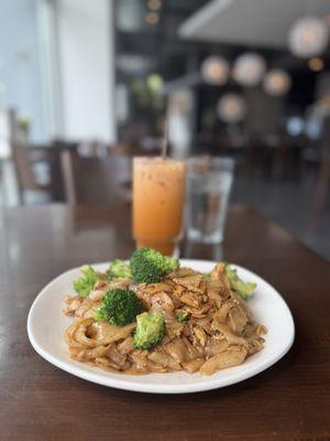 Siam On Eastlake