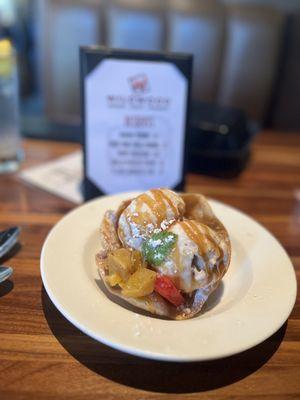 Grilled peach ice cream