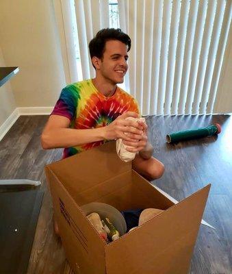 Groovy Movers is a full-service Austin-based moving company that does Commercial, Residential, Local, and Long-Distance moves of all sizes