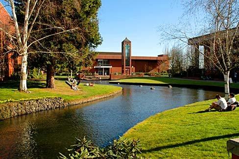 Maps' Bearcat branch in the PUC is just steps away from some of the most scenic parts of Willamette University.