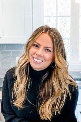 Menajda Mezini Kasza - Coldwell Banker Realty