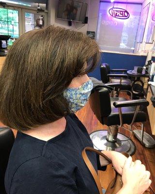 Shampoo, Blow Dry Style with the round Brush.