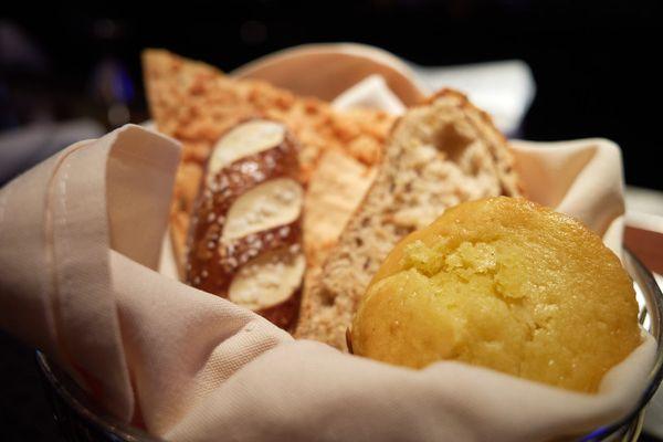 Joe's Seafood Prime Steak & Stone Crab