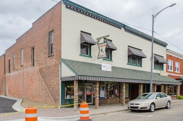 117 N Main St, Bellevue MI 49021