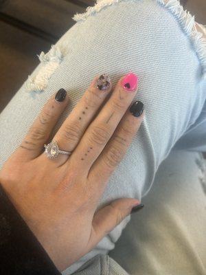 My nails are everything I asked for! I had amazing service and had an amazing time being here at happy nails salon!
