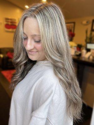 Color Bar Beauty Salon