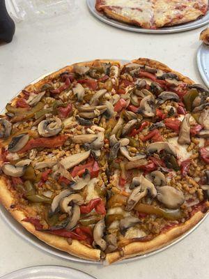 Mushroom, sausage and peppers pizza