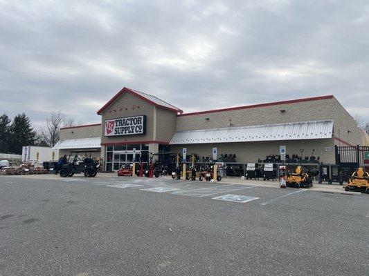 Tractor Supply