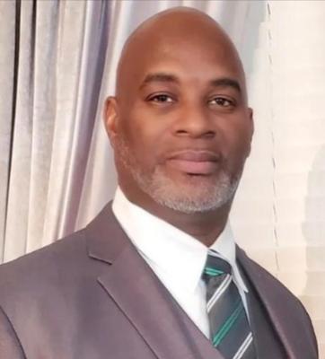 Tim Hicks
 Agent
