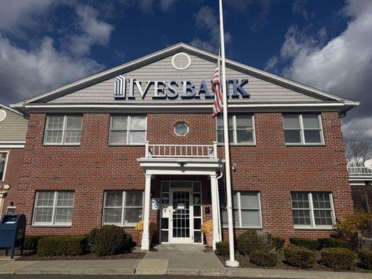 Ives Bank located at 100 Route 37 in New Fairfield, CT.