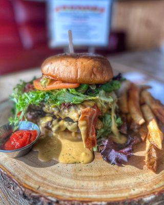 Ball Park Burger (@prettygirleatshouston)