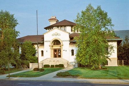 Avondale Public Library
