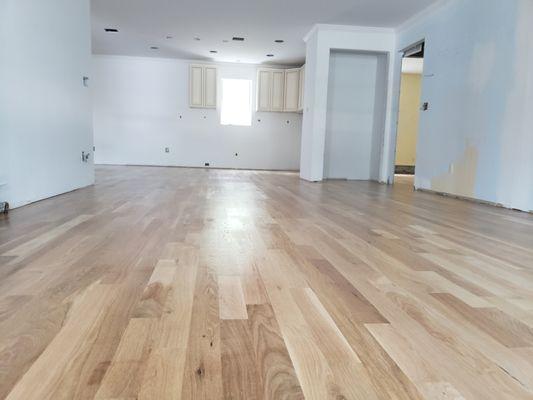 Hardwood Floors Installation & Refinishing