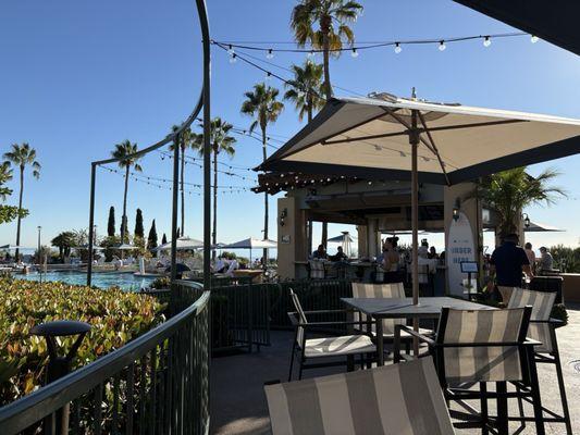 La Vista Pool Bar & Grill