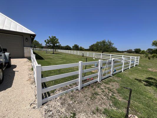 4-Rail Ranch Fencing