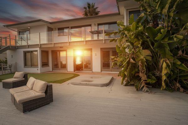 Exterior view of our licensed and nationally accredited La Jolla recovery center, designed to provide a calm, supportive healing environment